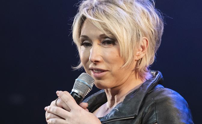 На фото: артистка Елена Воробей