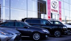 Адепты «Тойоты». Продажи японских авто растут бешеными темпами – в чём секрет