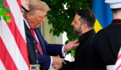 Донбасс имени Трампа: Зеленский уже не знает, куда еще можно лизнуть Донни, чтобы тот смилостивился