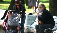 «Батенька, а вам это нужно?»: Россияне могут жить до 100 лет, но экономика против