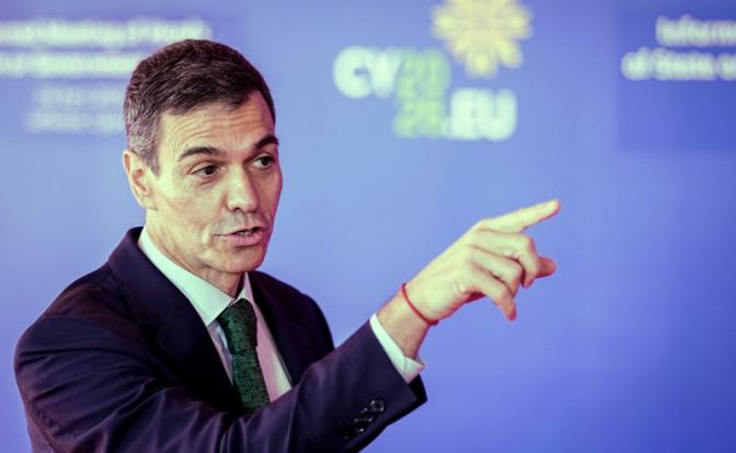 На фото: премьер-министр Испании Педро Санчес.