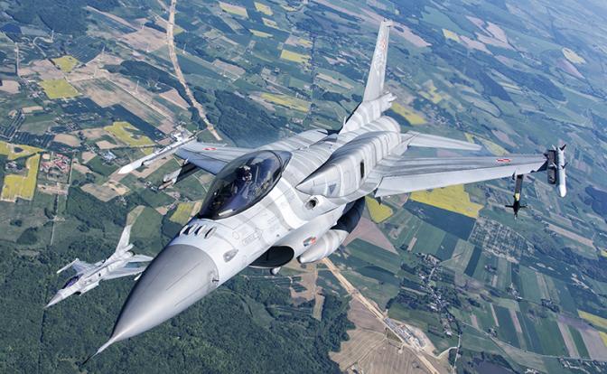 Польские F-16 были подняты в воздух из-за двух российских Су-30 над Балтикой