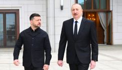 Зеленский и Алиев обсудили войну на Каспии. С кем или против кого?