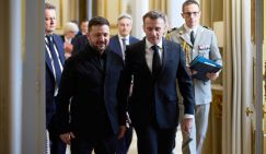 Раздавив Зеленского, Трамп примется за Макрона