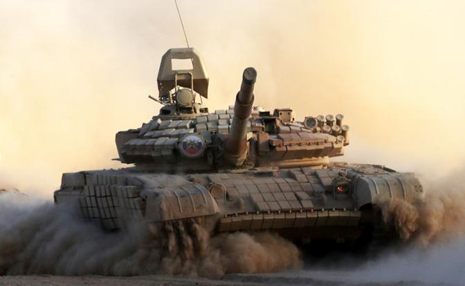 На фото: танк Т-72 армии России