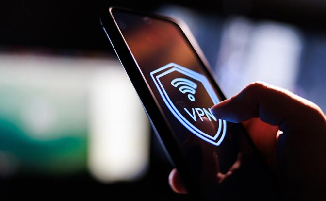 Минцифры ответило КПРФ, грозит ли россиянам наказание за VPN