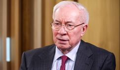 Конец «правой руки»: Азаров предрек распад режима Зеленского
