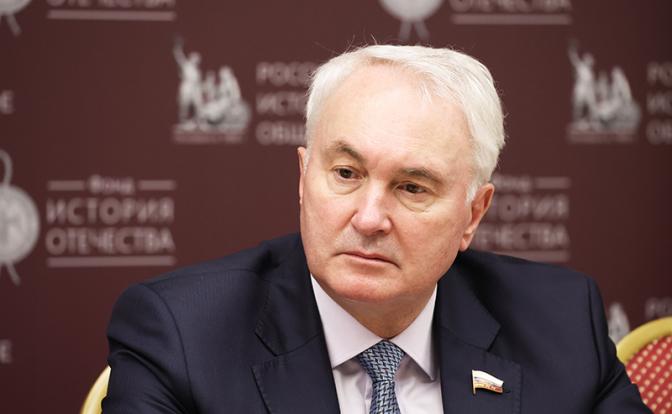 На фото: глава комитета Госдумы по обороне Андрей Картаполов.