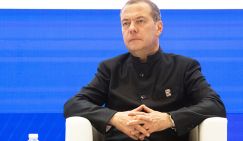 Медведев прокомментировал последние действия Пашиняна