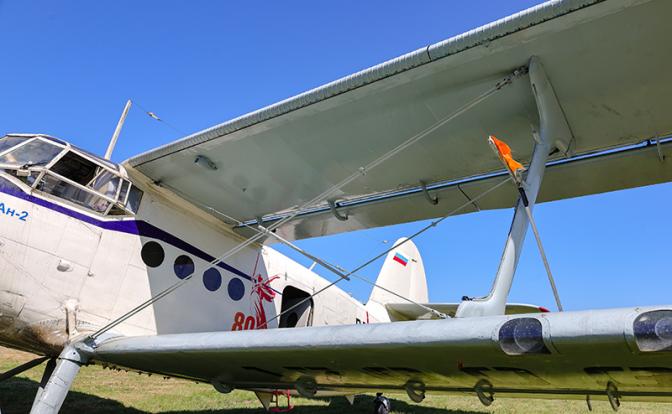 На фото: самолет Ан-2