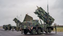 «А потом они ударили «Фордами» – жуткое дело!»: Ford и General Motors готовы взяться за производство ракет