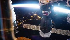 Роскосмос начал экономить «Союзы», а американские коммерсанты готовятся делить пирог околоземной орбиты