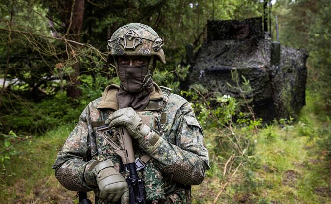 Генерал Парыляк: НАТО наращивает число военных и техники у Сувалкского коридора