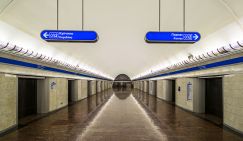 «Фашисты – мразь! Но давайте еще портрет Зеленского на пол в метро выложим, чтоб топтать»