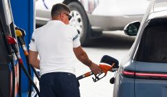 «Я заправился!»: Панике вопреки водители сами ведут онлайн-сервисы действующих АЗС
