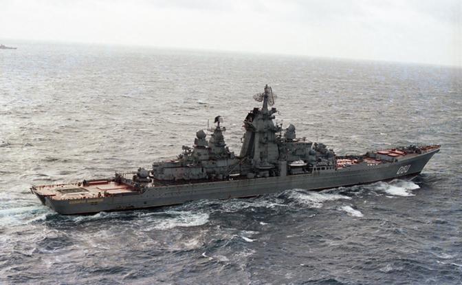 На фото: тяжелый атомный ракетный крейсер "Адмирал Нахимов"