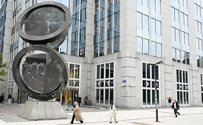 Euroclear просит приостановить дело по иску Банка России