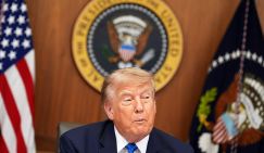 «Пэтриотический» финт ушами. После объятий с Зеленским Трамп вынужден искать благосклонности России