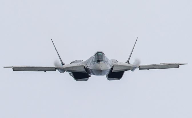 На фото: российский многоцелевой истребитель пятого поколения СУ-57.