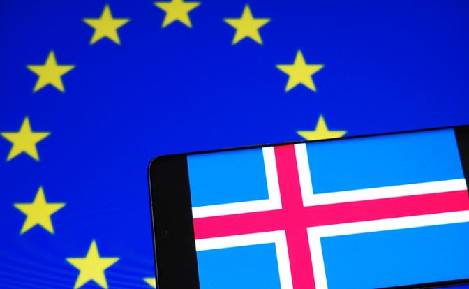СМИ описали реакцию Евросоюза на отказ жителей Исландии возобновлять диалог