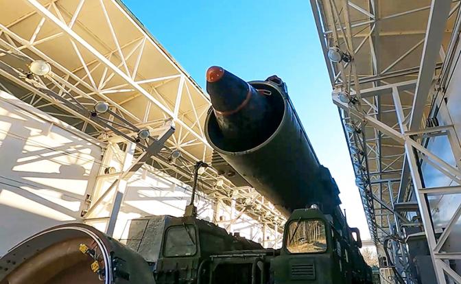 Александр Широкорад: Разработчики тактической «ядерки» не простят нам деликатности в войне против НАТО