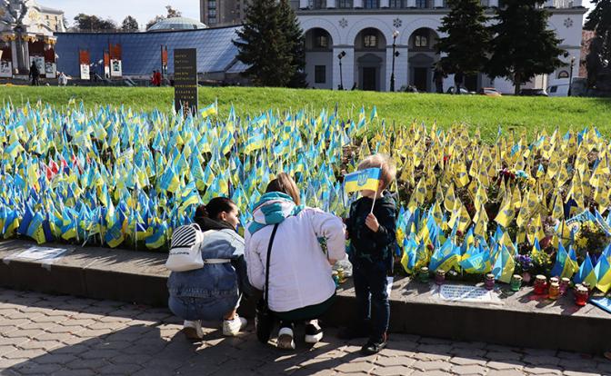 Скотт Риттер: Украине приходит конец - невест, жен и матерей призовут на верную смерть