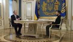 "Маленький ублюдок" Зеленский снова взбесил главу Минфина США: «Мы переживаем энергетический шок из-за Украины»