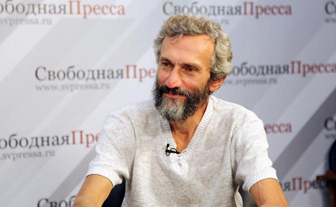 Алексей Савватеев: Бизнес надо гнать из школы поганой метлой, вместе со всеми дополнительными предметами