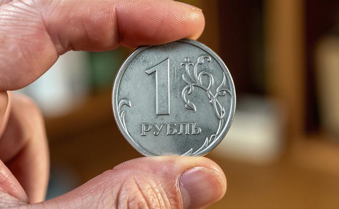 Эксперт сказал, ждать ли магической девальвации рубля на следующий день после выборов