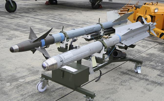 На фото: AIM-9 Sidewinder