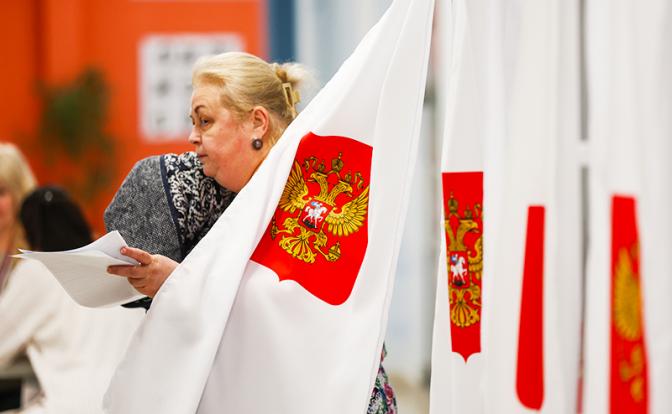 Гибель председателя УИК, бюллетени «с ошибками», подменные урны – но партия власти спокойна: «Существенных нарушений не выявлено»