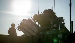 S-300 Clone: Трамп разводит Зеленского, обещая прислать ему копии советских ракет ПВО