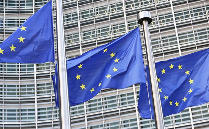 СМИ: 11 стран ЕС призвали приостановить на год принятие новых законов