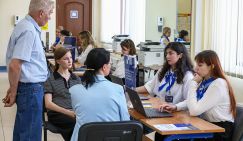 Из школы – к станку! Зачем Минобрнауки усложняет правила приема в вузы