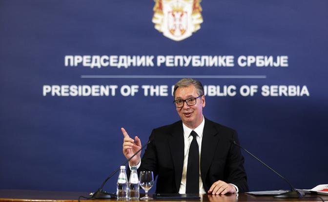 «А Путину я позвонил!»: Сможет ли сработать ли «армянский сценарий» хотя бы в Сербии