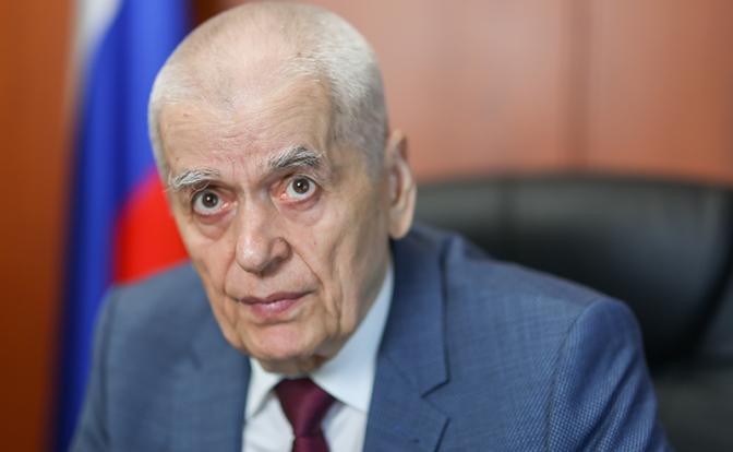 На фото: академик РАН, заместитель президента Российской академии образования Геннадий Онищенко.