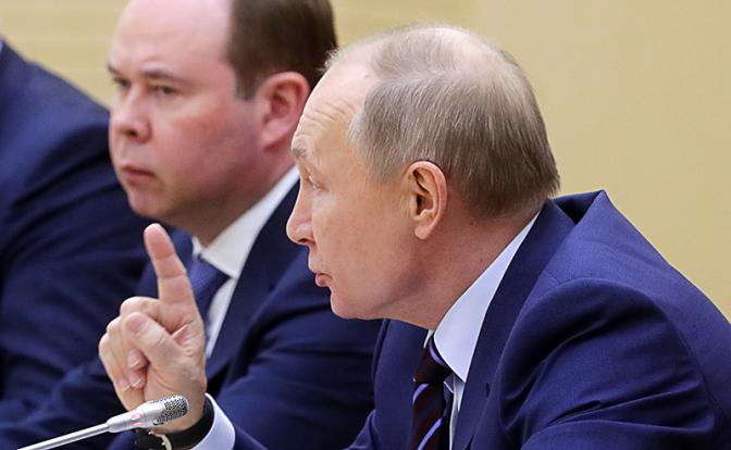 Кто подставил Владимира Путина? Любимая Западом байка про «подполковника Петрова, спасшего мир», попала в выступление президента
