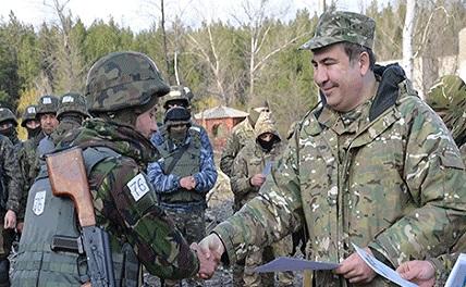 Саакашвили в Донбассе подкармливает грузинских наемников
