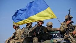 Царёв оценил шансы введения военного положения на Украине