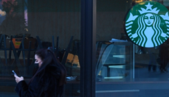 Starbucks официально объявила об уходе из России