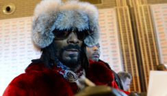 Snoop Dogg из США выпустил видеоклип в стилистике мессенджера Telegram