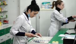 Аптеки объяснили рекордные траты россиян на обезболивающие