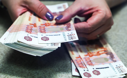 Россияне переходят на наличные из-за сбоев в работе мобильного интернета