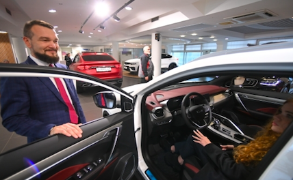 Юрист объяснил, как при разводе забрать подаренный автомобиль