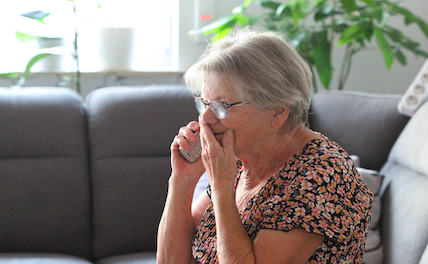 Мошенники начали блокировать карты тем, кого не смогли обмануть