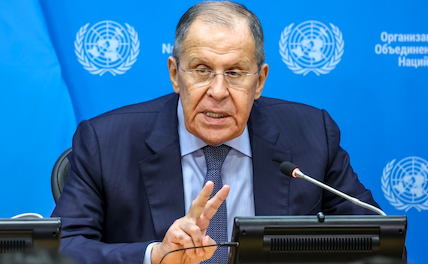 Лавров назвал Зеленского фюрером