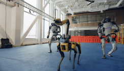 Первый четвероногий робот приступил к работе на заводе