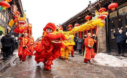 Волшебное праздничное настроение охватило весь Китай