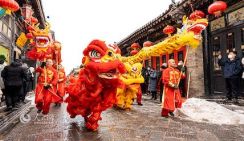 Волшебное праздничное настроение охватило весь Китай