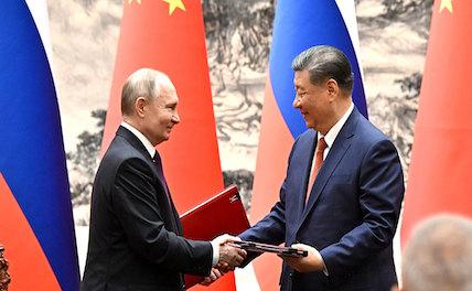 Си Цзиньпин и В. Путин провели встречу с представителями СМИ
